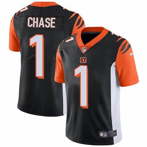 Nike Bengals 1 Ja'Marr Chase Black Vapor Untouchable Limited Jersey,We sell and wholesale Nike Bengals 1 Ja'Marr Chase Black Vapor Untouchable Limited Jersey on line form chian!
